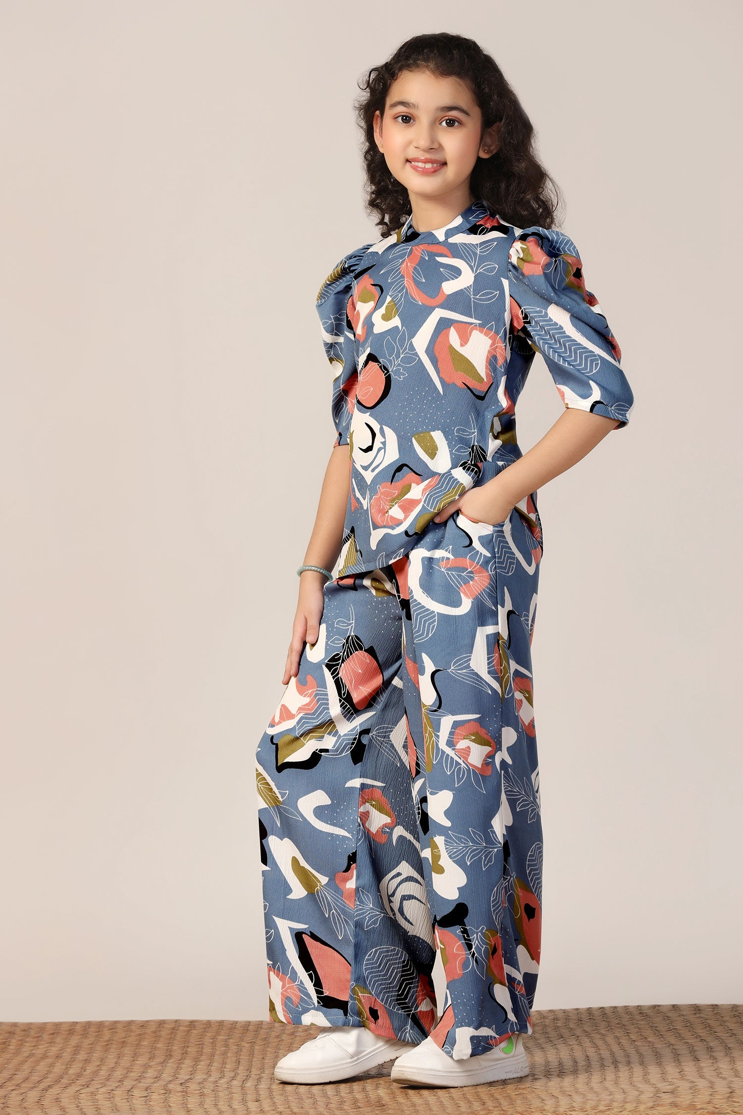 Girls's Grey Rayon Abstrect Printed Top and Pant Set