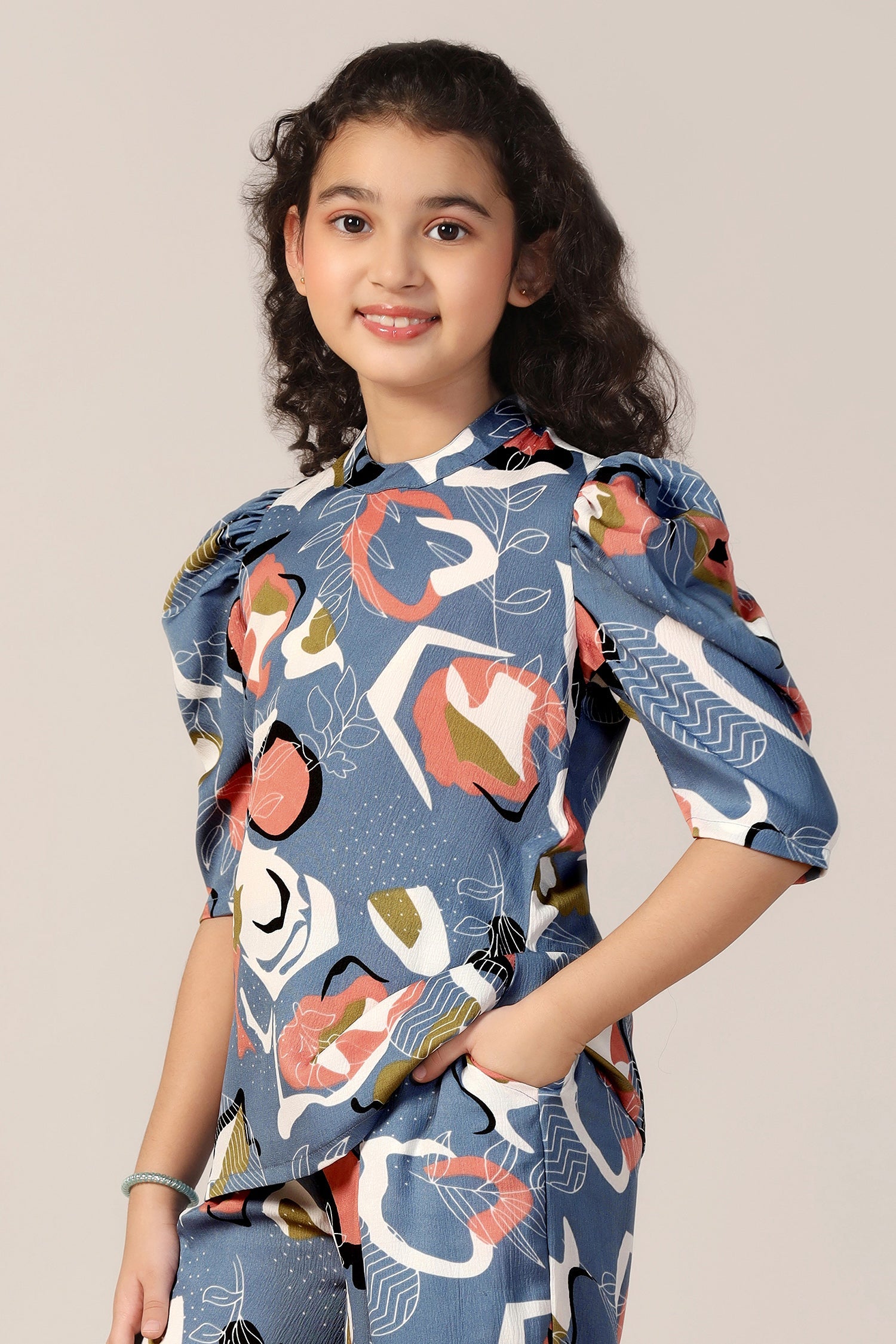 Girls's Grey Rayon Abstrect Printed Top and Pant Set